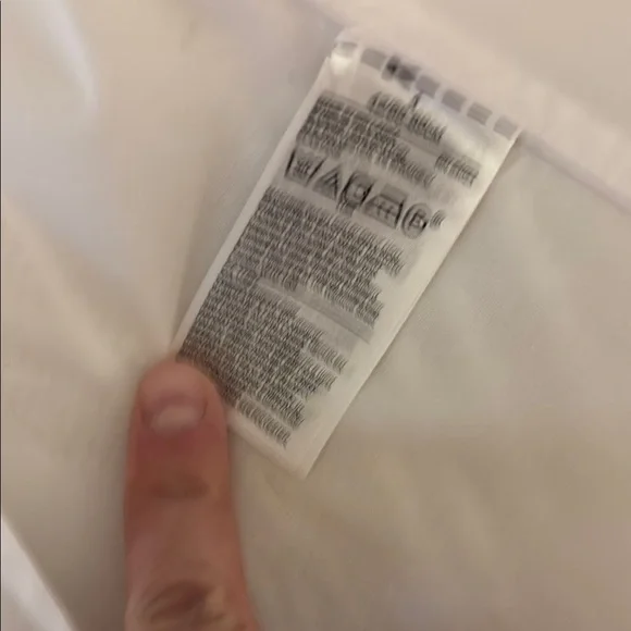 Banana Republic White Oxford Button-Up Shirt - Picture 3 of 5